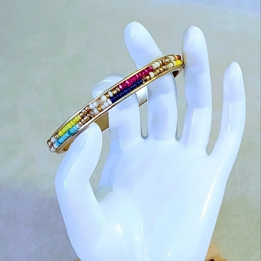BRASS AND NATURAL MULTI COLOR STONE SEED BEAD BOHO BRACELET 6.5 INCHES AROUND - Picture 2 of 6